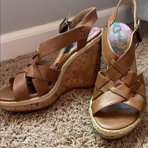 Wedge sandal heels